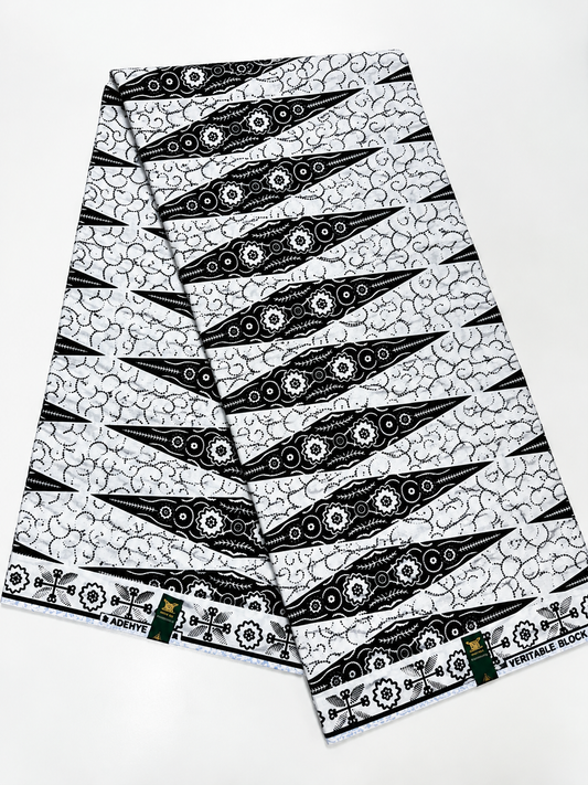 Black & White African Print Fabric – Floral Geometric Ankara Wax Print | 6 Yards